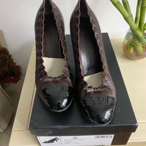 Chanel Pumps